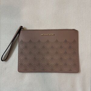 MICHAEL KORS Jet Set Travel XL Zip Clutch Wristlet | Perforated Leather | Rose